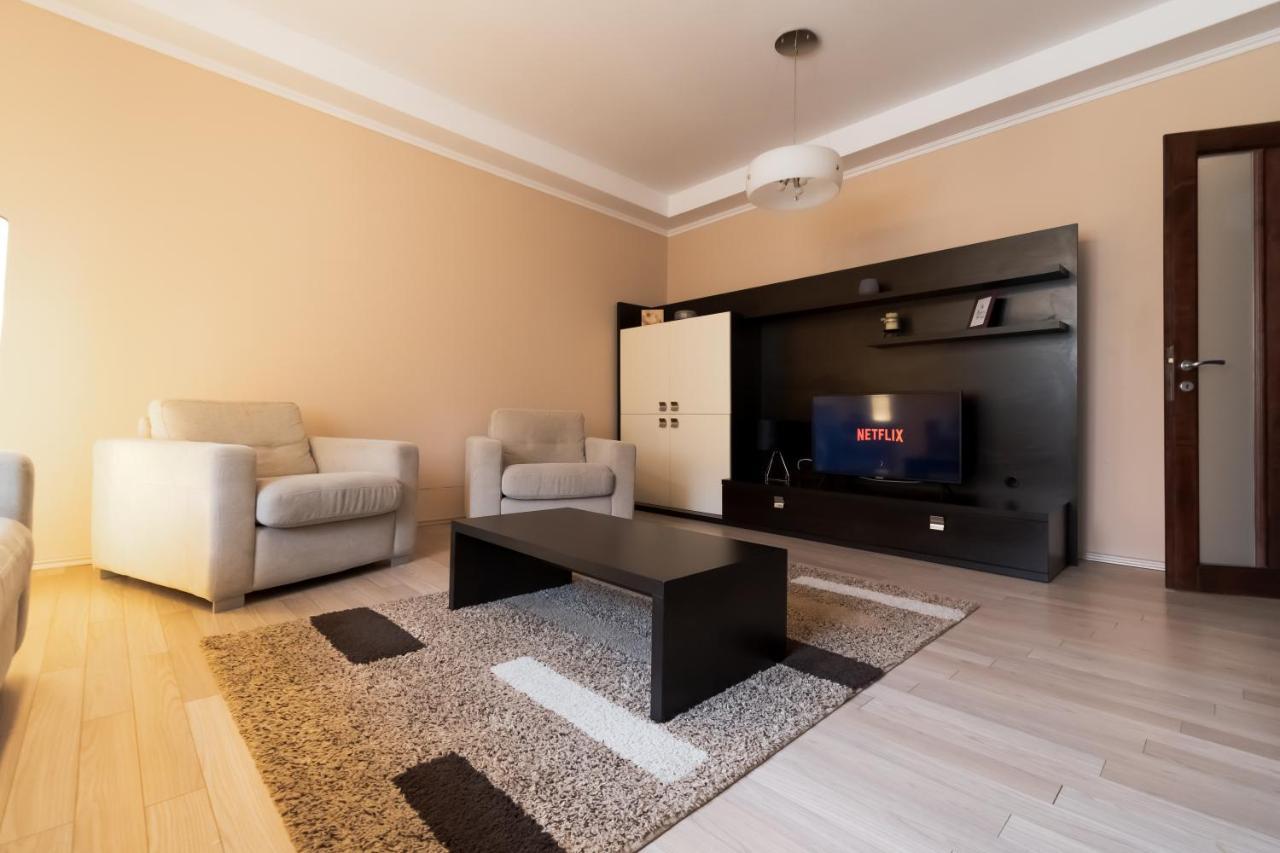 布拉索夫Db Apt - Comfort And Space In The Heart Of Old Town公寓 外观 照片